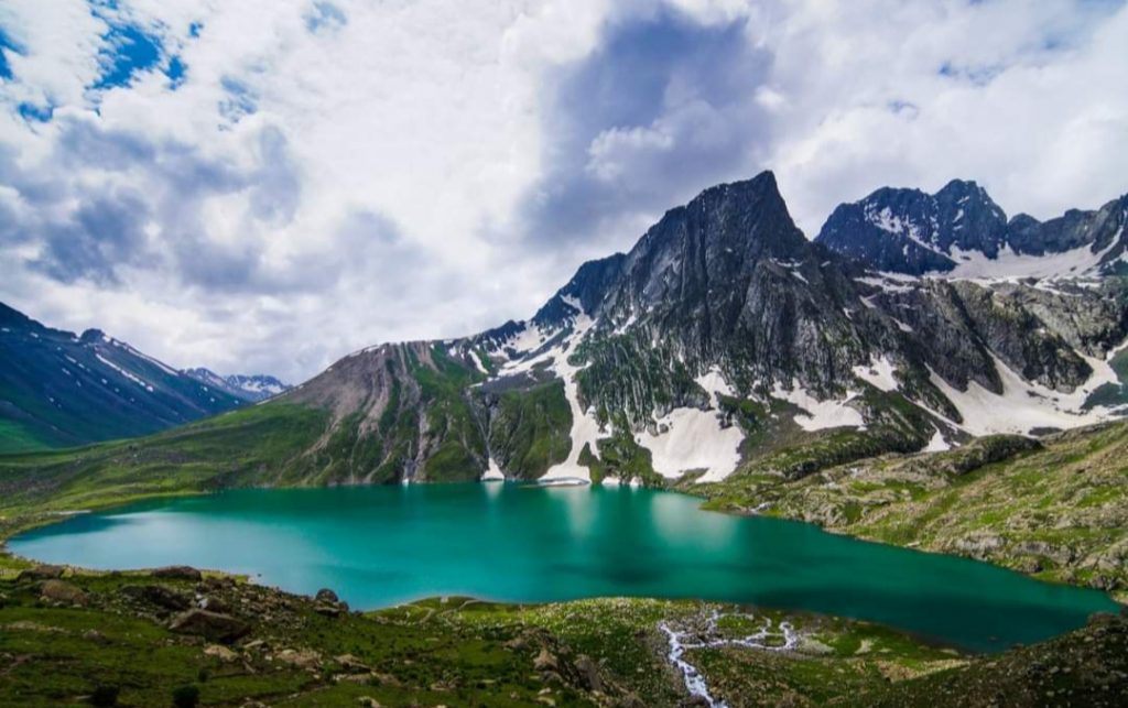 the great lakes tour of kashmir
